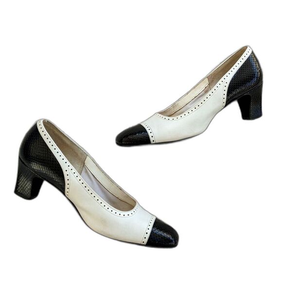 Vtg. 40s AirStep Snakeprint Spectator Cuban Heel Mid Height Pumps, Sz. 6 / 6.5 - Picture 1 of 14